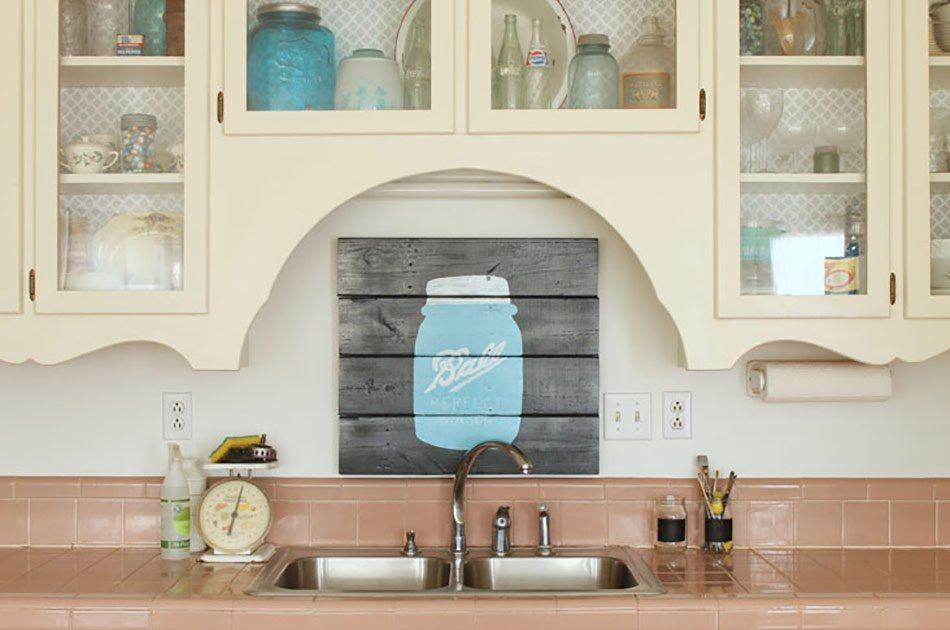 Featured | 7 Simple Hand-Painted DIY Projects You Need to Try