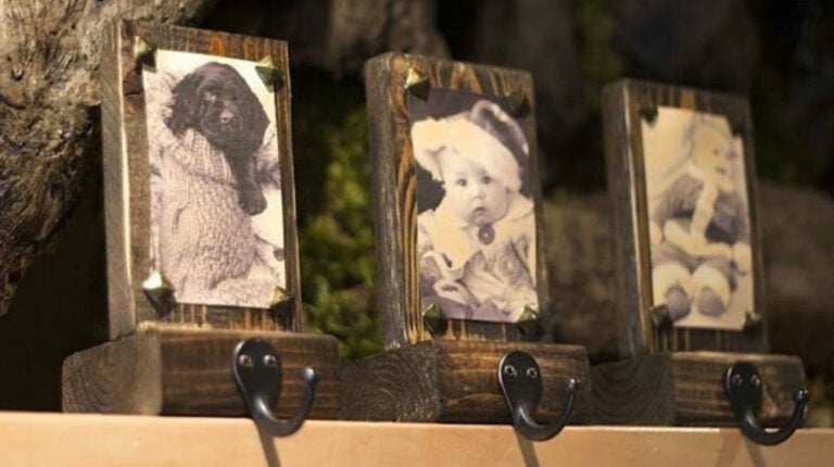 Rustic DIY Stocking Hangers | How To Make Rustic DIY Stocking Hangers | DIY Projects | rustic stocking holders | Featured