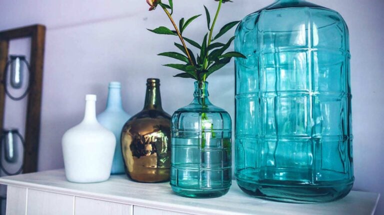 Feature | Different Water Bottle | Super Cool Wine Bottle Crafts and Ideas To DIY