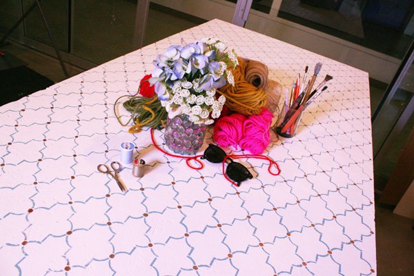 How To Stencil A Table