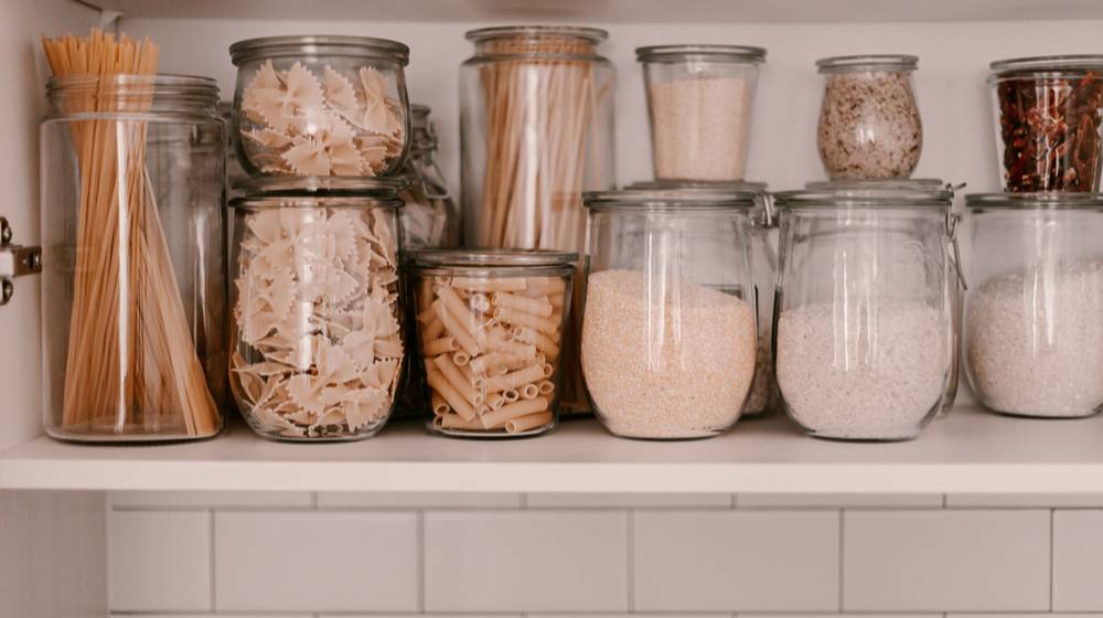 kitchen-storage-organization-zero-waste-plastic Kitchen Pantry Organization Projects featured