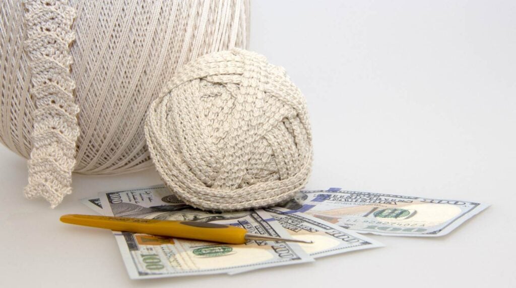 Feature | Craft and Money in the Table | Easy Crafts To Make And Sell
